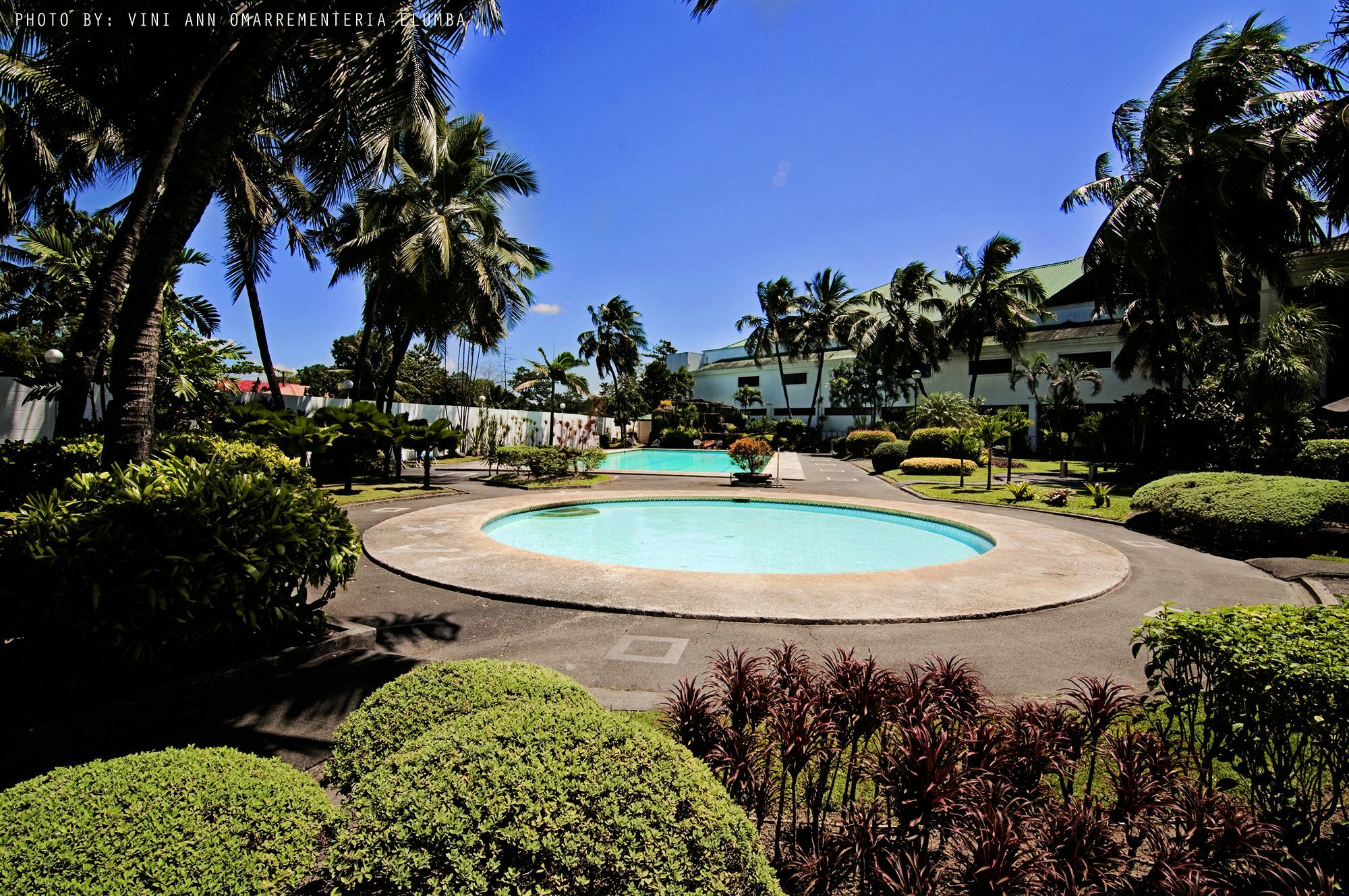 Luxur Place Bacolod Esterno foto